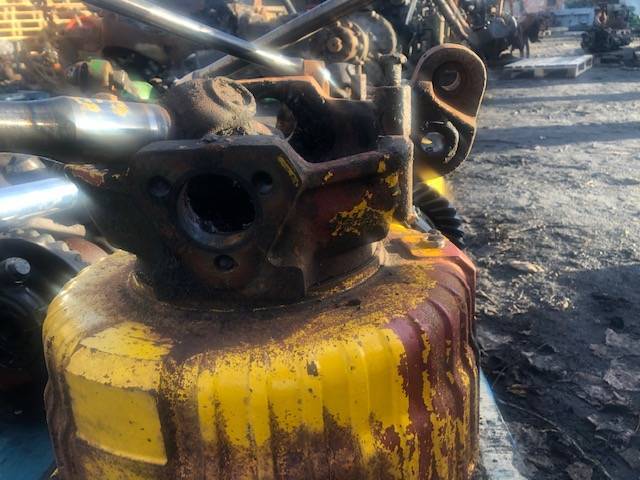 Matbro - Zwolnica - Véglehajtás - Építőipari gépek: 1 kép. Matbro - Zwolnica - Véglehajtás - Építőipari gépek: 1 kép.