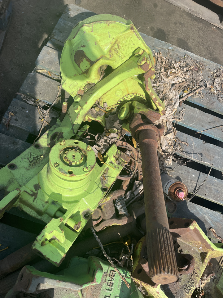 Merlo 34.7 - zwolnica zwrotnica komplet 050376 - Csonkállvány - Mezőgazdasági gépek: 1 kép. Merlo 34.7 - zwolnica zwrotnica komplet 050376 - Csonkállvány - Mezőgazdasági gépek: 1 kép.