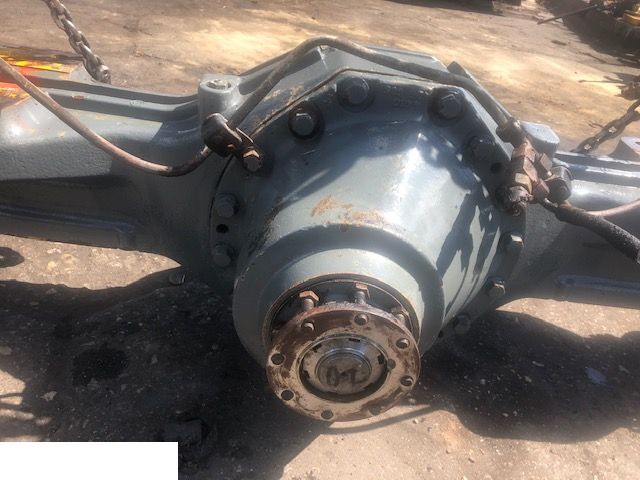 Most Napędowy - ZF 4474007030 - Zwolnica - Véglehajtás - Mezőgazdasági gépek: 4 kép. Most Napędowy - ZF 4474007030 - Zwolnica - Véglehajtás - Mezőgazdasági gépek: 4 kép.