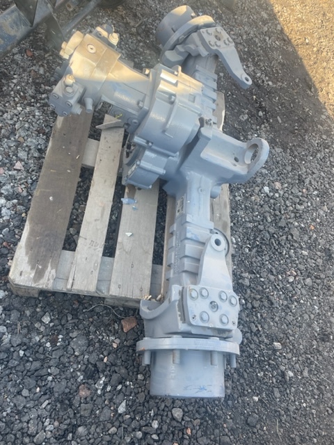 Most napędowy ZF APL-R 725 zwolnica zwrotnica Półoś obudowa mostu - Tengely és alkatrészek - Mezőgazdasági gépek: 1 kép. Most napędowy ZF APL-R 725 zwolnica zwrotnica Półoś obudowa mostu - Tengely és alkatrészek - Mezőgazdasági gépek: 1 kép.