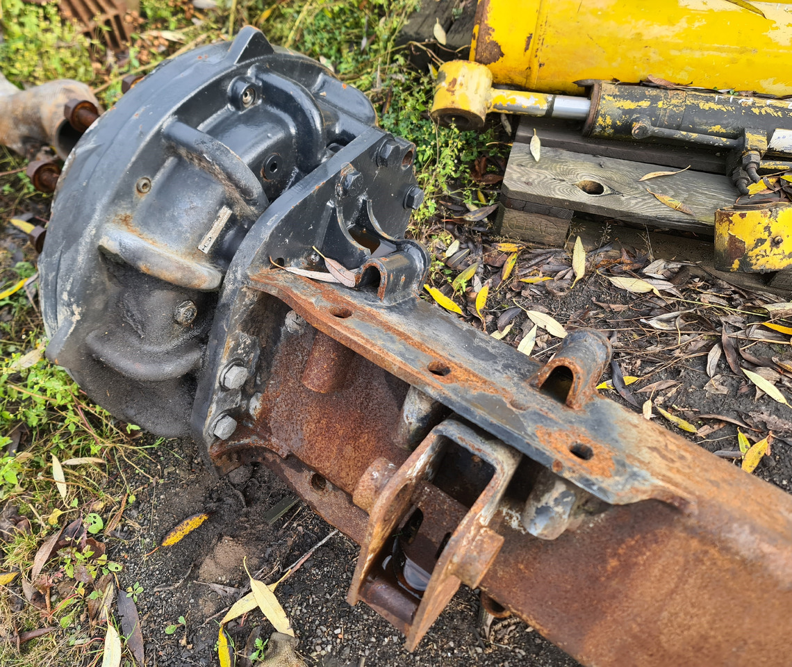 New Holland CR9.90 CX8.90 CR CX Most Zwolnica Układ Napędowy Oś Ukad Planetarny CZĘŚCI - Véglehajtás - Mezőgazdasági gépek: 3 kép. New Holland CR9.90 CX8.90 CR CX Most Zwolnica Układ Napędowy Oś Ukad Planetarny CZĘŚCI - Véglehajtás - Mezőgazdasági gépek: 3 kép.