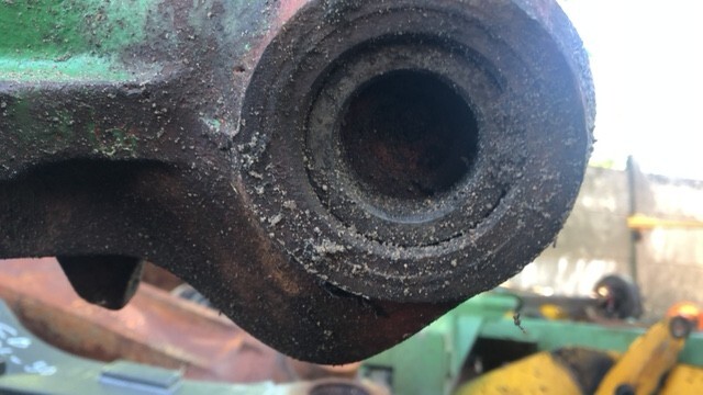 Obudowa mostu carraro 26.21 , carraro 18536 R - Tengely és alkatrészek - Építőipari gépek: 4 kép. Obudowa mostu carraro 26.21 , carraro 18536 R - Tengely és alkatrészek - Építőipari gépek: 4 kép.
