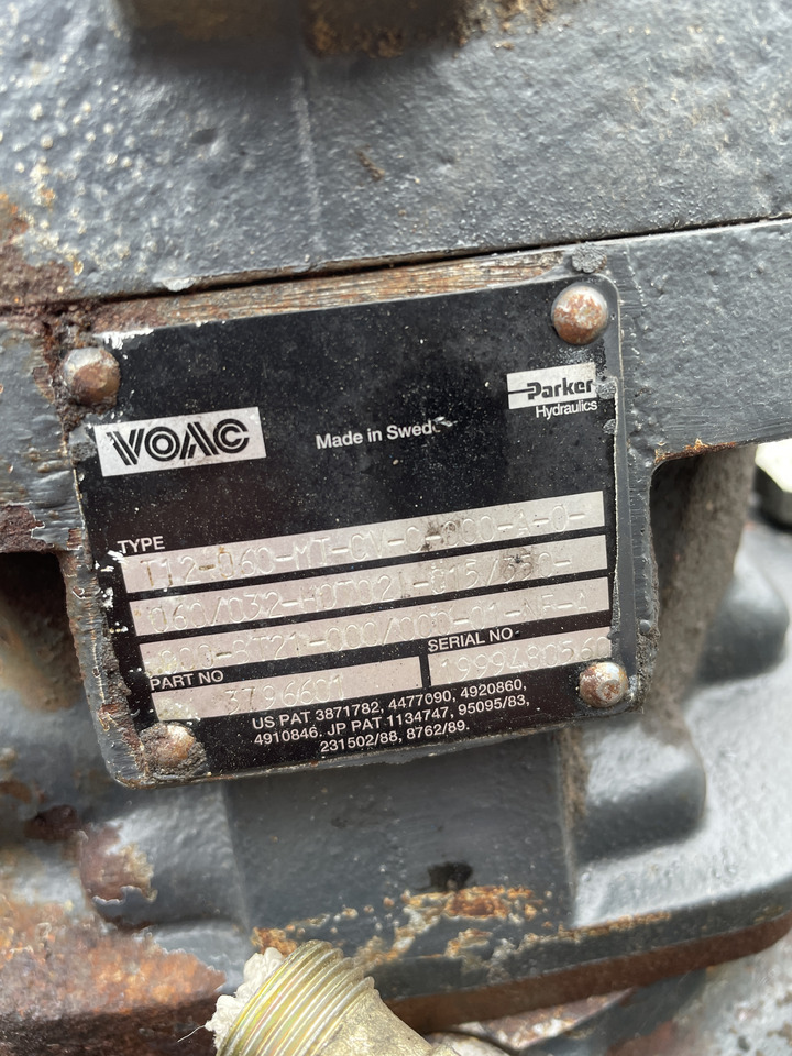 Parker Voac T12-060-MT-CV-0-000-A-0 - silnik jazdy hydrauliczny - Hidraulikus motor - Mezőgazdasági gépek: 2 kép. Parker Voac T12-060-MT-CV-0-000-A-0 - silnik jazdy hydrauliczny - Hidraulikus motor - Mezőgazdasági gépek: 2 kép.