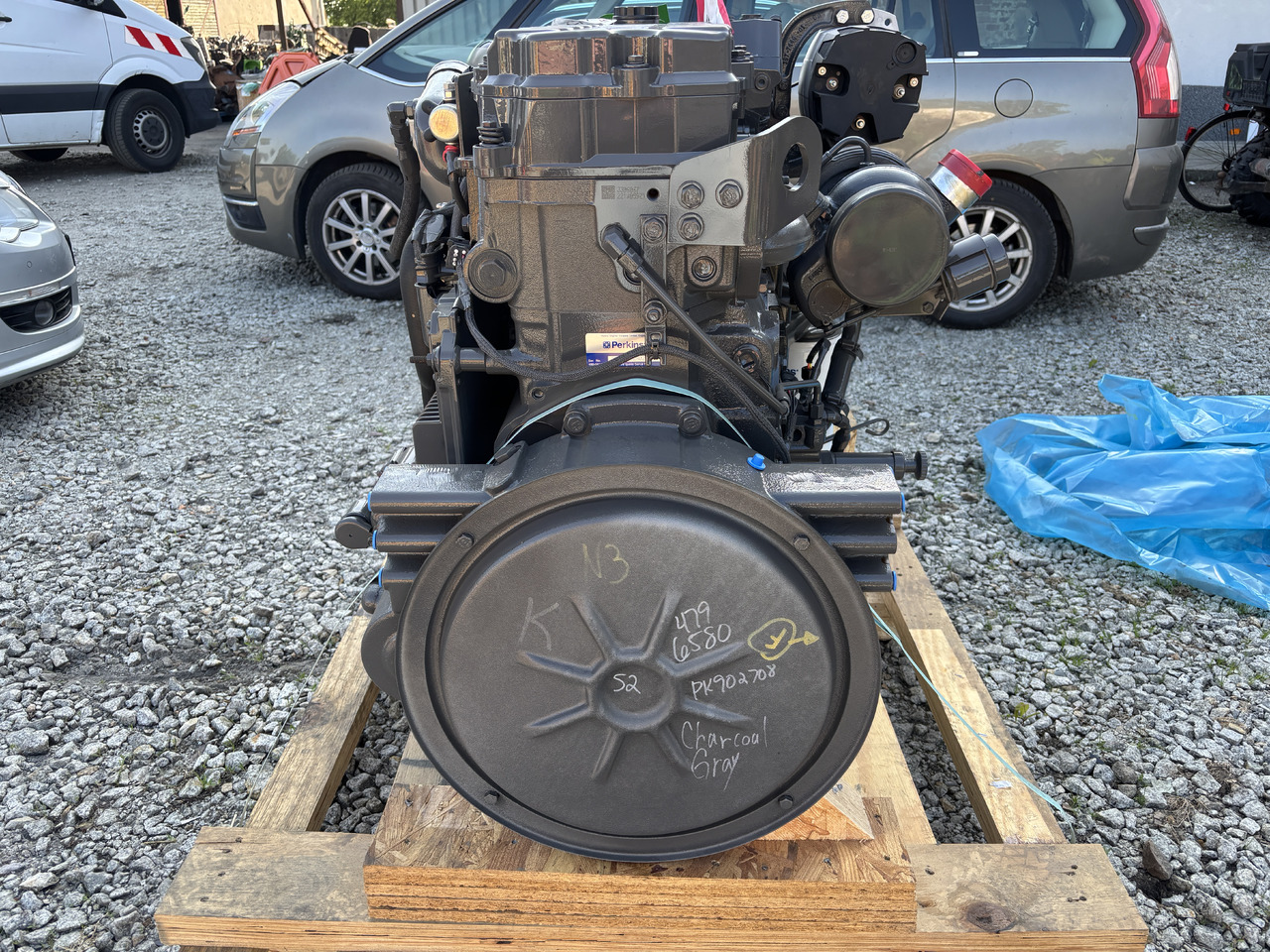 Perkins 1506D-E88TA CAT C9 2022r. - silnik kompletny NOWY - Motor: 3 kép. Perkins 1506D-E88TA CAT C9 2022r. - silnik kompletny NOWY - Motor: 3 kép.