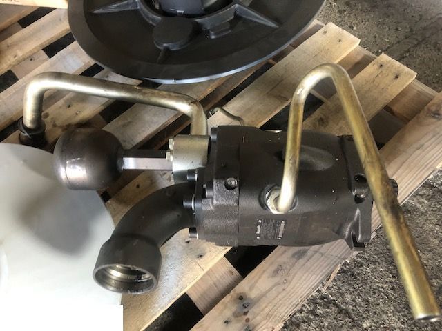 Rexroth A10VNO85DRS - Erőátvitel - Mezőgazdasági gépek: 1 kép. Rexroth A10VNO85DRS - Erőátvitel - Mezőgazdasági gépek: 1 kép.