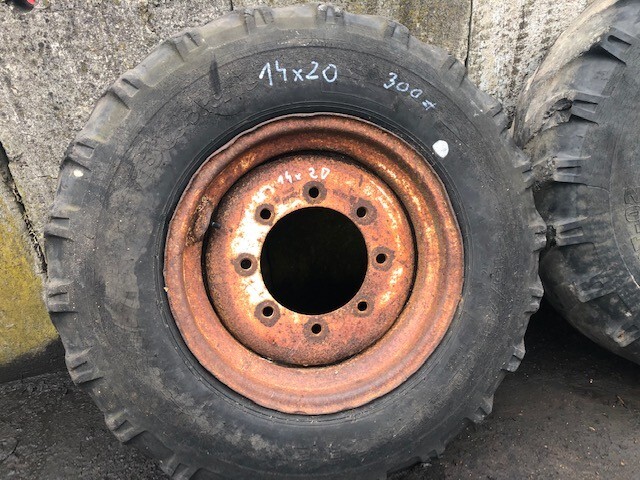 Sanderson , Matbro , Claas Ranger - Felgi 14x20 Koła Felga - Komplett kerék - Anyagmozgató gép: 1 kép. Sanderson , Matbro , Claas Ranger - Felgi 14x20 Koła Felga - Komplett kerék - Anyagmozgató gép: 1 kép.