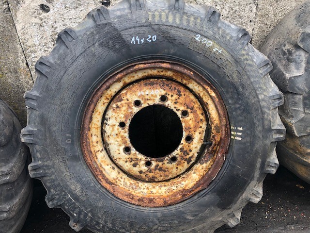 Sanderson , Matbro , Claas Ranger - Felgi 14x20 Koła Felga - Komplett kerék - Anyagmozgató gép: 2 kép. Sanderson , Matbro , Claas Ranger - Felgi 14x20 Koła Felga - Komplett kerék - Anyagmozgató gép: 2 kép.