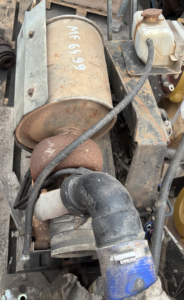 Sisu Diesel 74 234 ETA 181 5SIDL07.4G4A Silnik Słupek Blok Kolektor Koło Zamachowe Pokrywa CZĘŚCI - Lendkerék - Mezőgazdasági gépek: 2 kép. Sisu Diesel 74 234 ETA 181 5SIDL07.4G4A Silnik Słupek Blok Kolektor Koło Zamachowe Pokrywa CZĘŚCI - Lendkerék - Mezőgazdasági gépek: 2 kép.