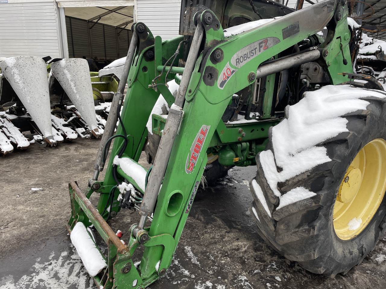 Stoll Robust FZ 40 - ładowacz czołowy TUR - Homlokrakodó traktorhoz: 3 kép. Stoll Robust FZ 40 - ładowacz czołowy TUR - Homlokrakodó traktorhoz: 3 kép.