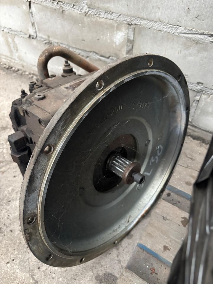 VOLVO L30 L30G Pompa hydrauliczna 15222842 R902207155 - Hidraulikus szivattyú - Mezőgazdasági gépek: 3 kép. VOLVO L30 L30G Pompa hydrauliczna 15222842 R902207155 - Hidraulikus szivattyú - Mezőgazdasági gépek: 3 kép.