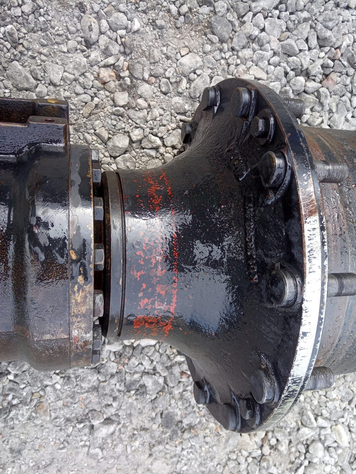 Valmet-zwolnica/Harwester 911 - Véglehajtás - Mezőgazdasági gépek: 1 kép. Valmet-zwolnica/Harwester 911 - Véglehajtás - Mezőgazdasági gépek: 1 kép.