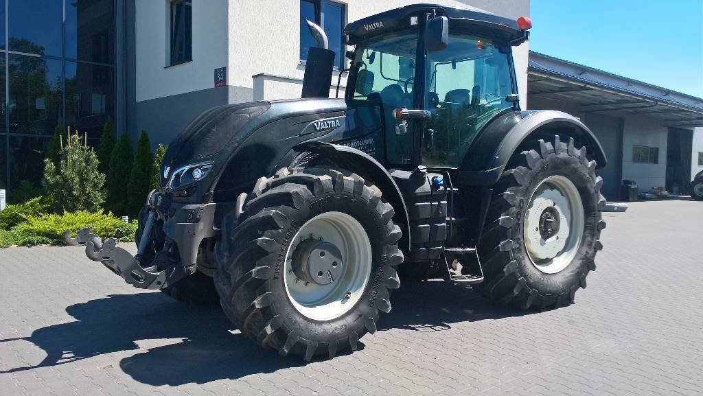 Valtra s294 - Most Przedni - Első tengely - Mezőgazdasági gépek: 1 kép. Valtra s294 - Most Przedni - Első tengely - Mezőgazdasági gépek: 1 kép.