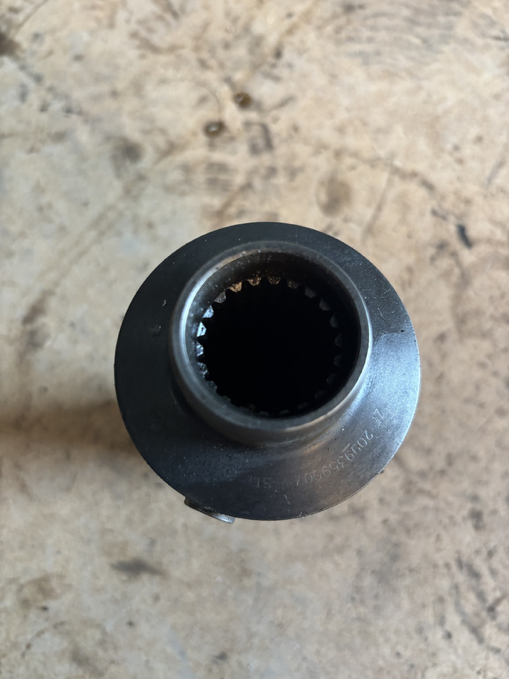 ZF 2099359007 Wałek Trzpień Ttryb - Erőátvitel - Mezőgazdasági gépek: 3 kép. ZF 2099359007 Wałek Trzpień Ttryb - Erőátvitel - Mezőgazdasági gépek: 3 kép.