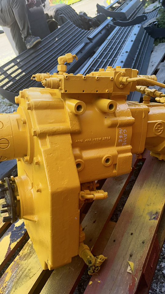 ZF 3AVG-210 Skrzynia Biegów Liebherr L541 - Sebességváltó - Mezőgazdasági gépek: 2 kép. ZF 3AVG-210 Skrzynia Biegów Liebherr L541 - Sebességváltó - Mezőgazdasági gépek: 2 kép.