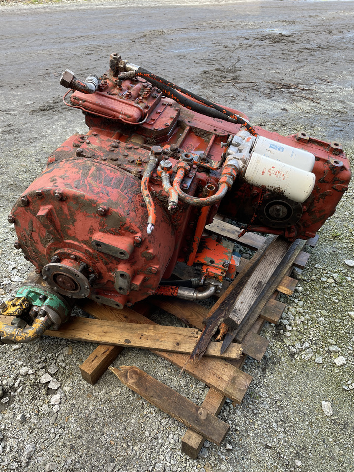 ZF 4PW45H1 ZETTELMEYER ZL4001 VOLVO - skrzynia biegów - Sebességváltó - Mezőgazdasági gépek: 3 kép. ZF 4PW45H1 ZETTELMEYER ZL4001 VOLVO - skrzynia biegów - Sebességváltó - Mezőgazdasági gépek: 3 kép.