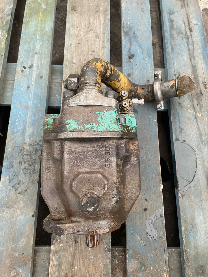 ZF 4PW45H1 Zettelmayer Volvo - skrzynia biegów - pompa hydrauliczna - Hidraulikus szivattyú - Mezőgazdasági gépek: 1 kép. ZF 4PW45H1 Zettelmayer Volvo - skrzynia biegów - pompa hydrauliczna - Hidraulikus szivattyú - Mezőgazdasági gépek: 1 kép.