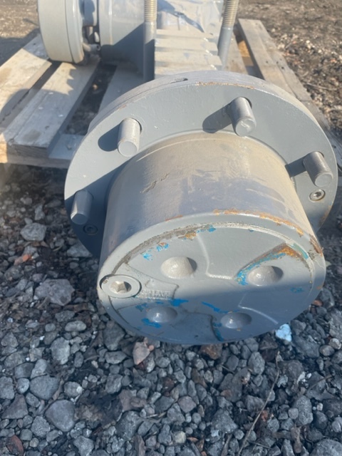 ZF APR-735 , zwolnica Piasta Półoś obudowa mostu - Tengely és alkatrészek - Mezőgazdasági gépek: 3 kép. ZF APR-735 , zwolnica Piasta Półoś obudowa mostu - Tengely és alkatrészek - Mezőgazdasági gépek: 3 kép.