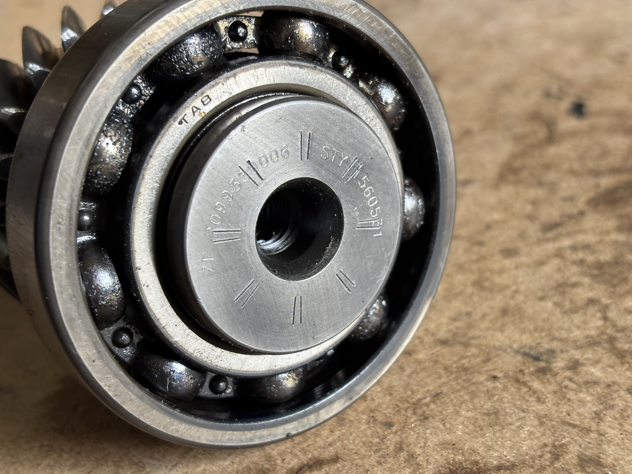 ZF Wał 2099359006 - Erőátvitel - Mezőgazdasági gépek: 4 kép. ZF Wał 2099359006 - Erőátvitel - Mezőgazdasági gépek: 4 kép.