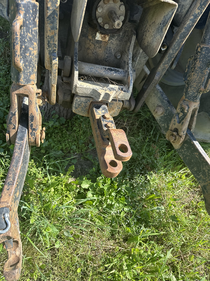 Zaczep polowy Hitch Massey Ferguson claas - Keret/ Alváz - Mezőgazdasági gépek: 1 kép. Zaczep polowy Hitch Massey Ferguson claas - Keret/ Alváz - Mezőgazdasági gépek: 1 kép.