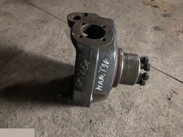 Zwrotnica Manitou Spicer - Csonkállvány - Mezőgazdasági gépek: 5 kép. Zwrotnica Manitou Spicer - Csonkállvány - Mezőgazdasági gépek: 5 kép.