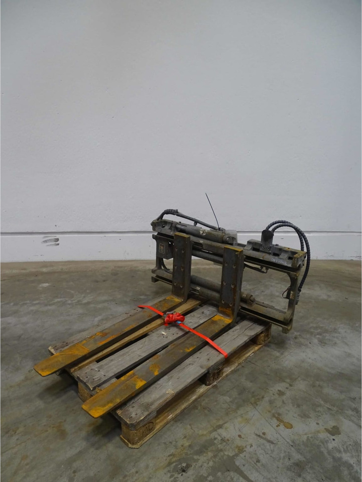 Durwen RZV25 GS-50 - Adapterek - Anyagmozgató gép: 1 kép. Durwen RZV25 GS-50 - Adapterek - Anyagmozgató gép: 1 kép.