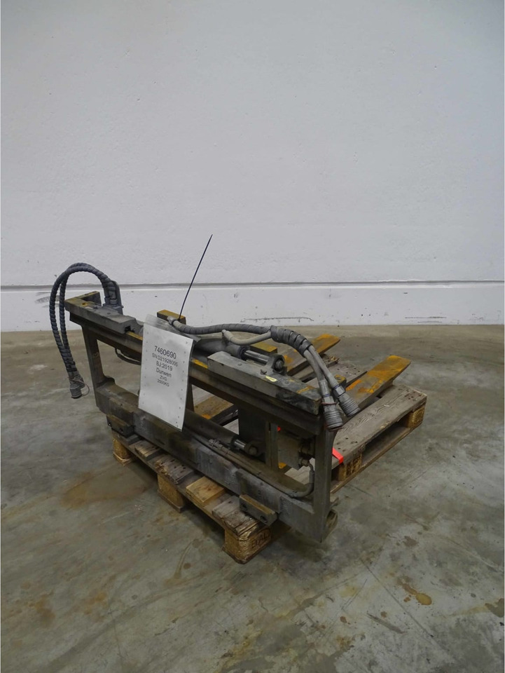 Durwen RZV25 GS-50 - Adapterek - Anyagmozgató gép: 3 kép. Durwen RZV25 GS-50 - Adapterek - Anyagmozgató gép: 3 kép.