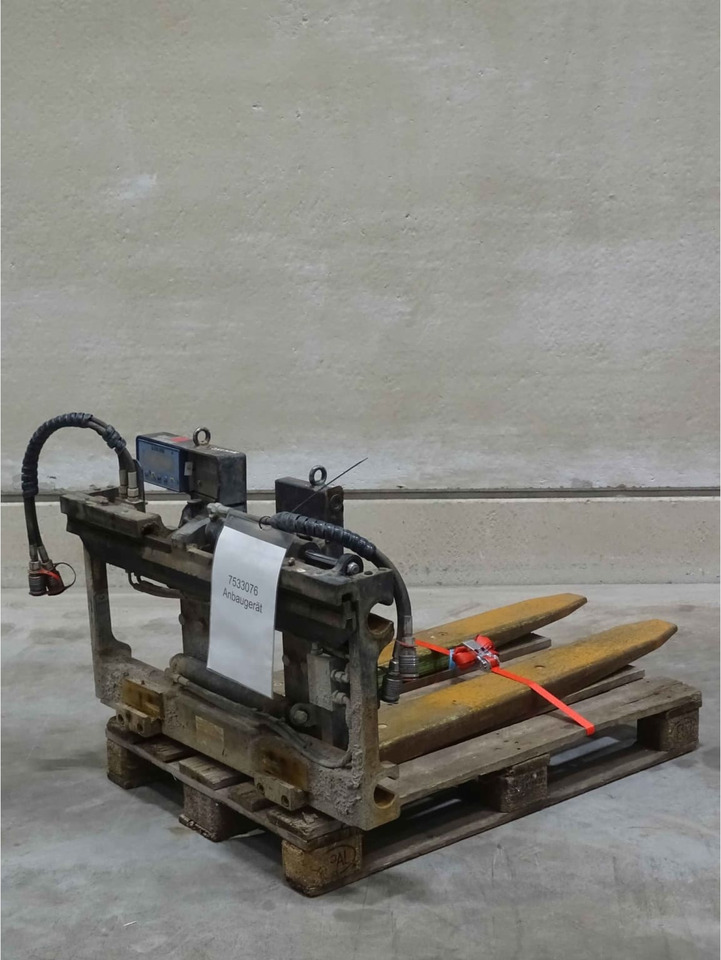 Durwen RZV25S - Adapterek - Anyagmozgató gép: 3 kép. Durwen RZV25S - Adapterek - Anyagmozgató gép: 3 kép.