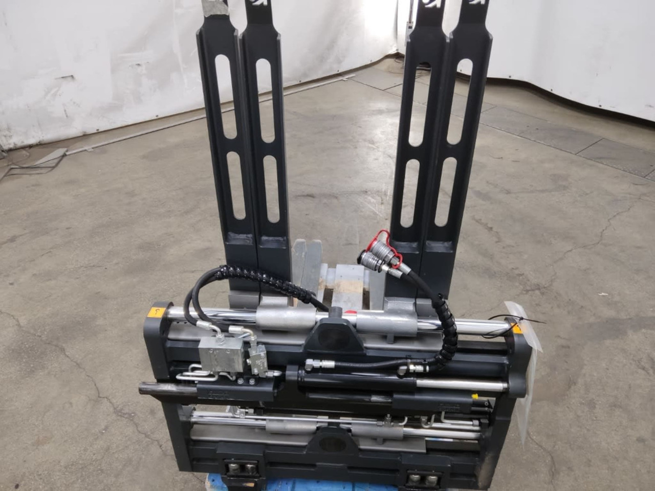 Kaup 15T429C - Adapterek - Anyagmozgató gép: 3 kép. Kaup 15T429C - Adapterek - Anyagmozgató gép: 3 kép.