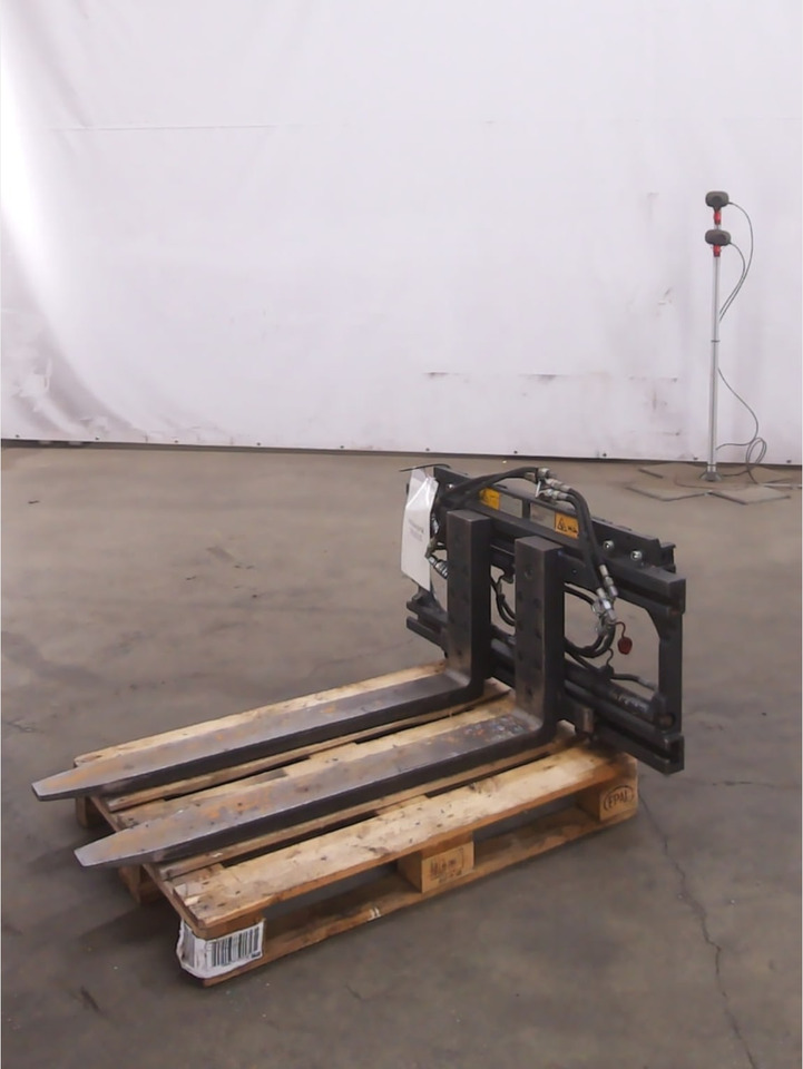 Kaup 2T466B2A - Adapterek - Anyagmozgató gép: 1 kép. Kaup 2T466B2A - Adapterek - Anyagmozgató gép: 1 kép.