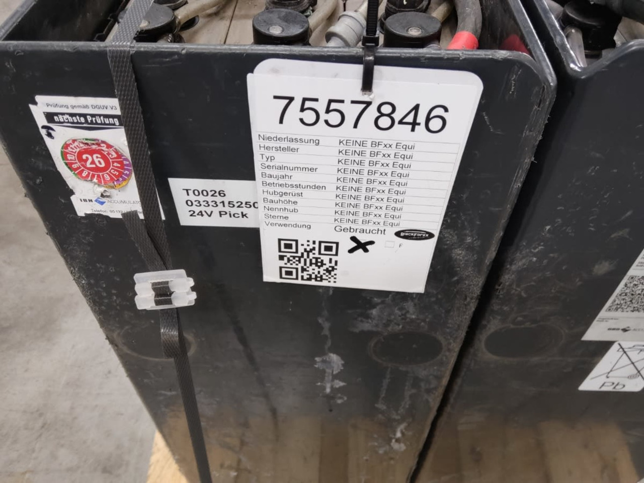 Battery Package - 2 Pcs. - Akkumulátor - Anyagmozgató gép: 2 kép. Battery Package - 2 Pcs. - Akkumulátor - Anyagmozgató gép: 2 kép.