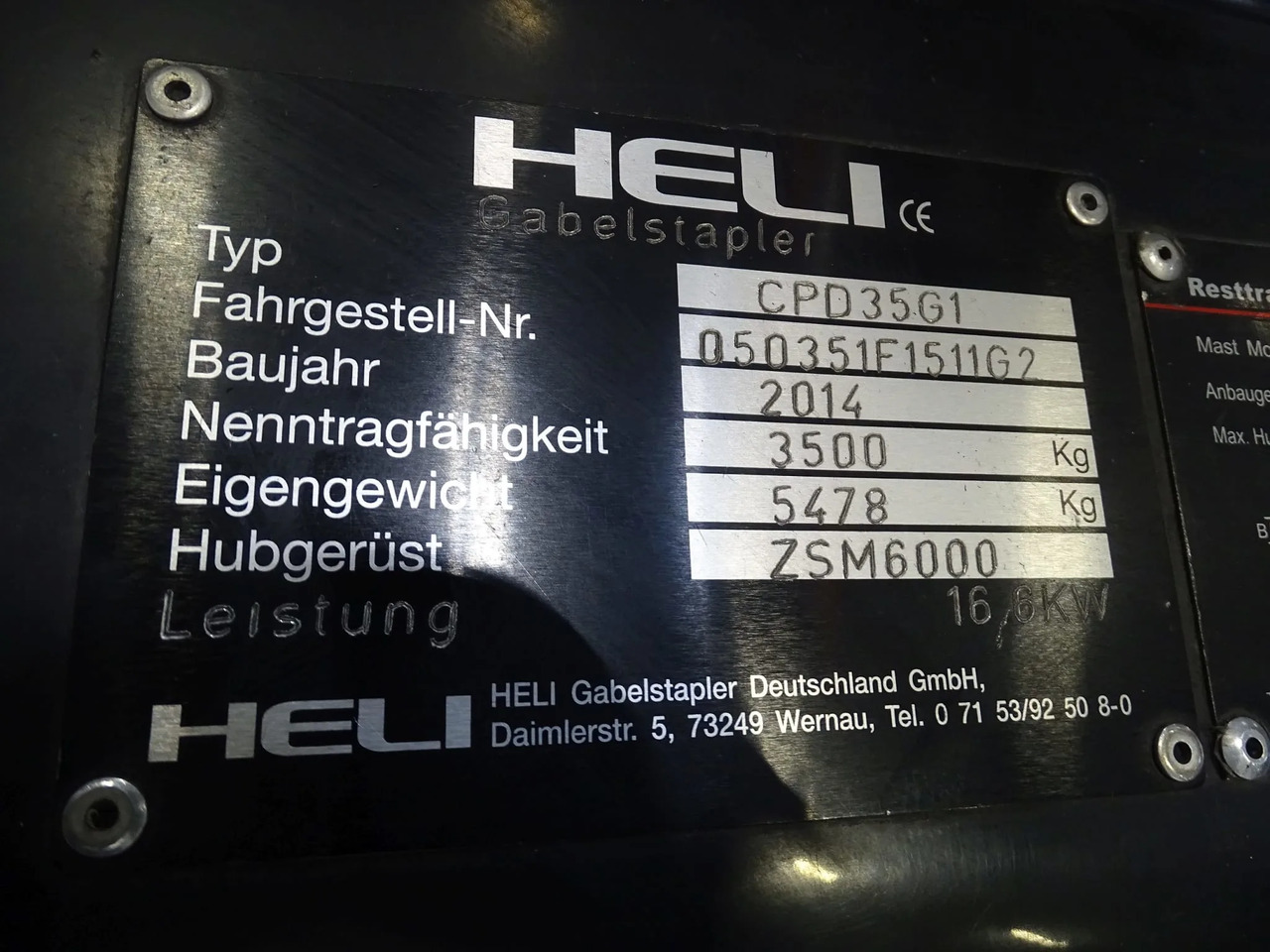 Heli CPD35G1 - Elektromos targonca: 2 kép. Heli CPD35G1 - Elektromos targonca: 2 kép.