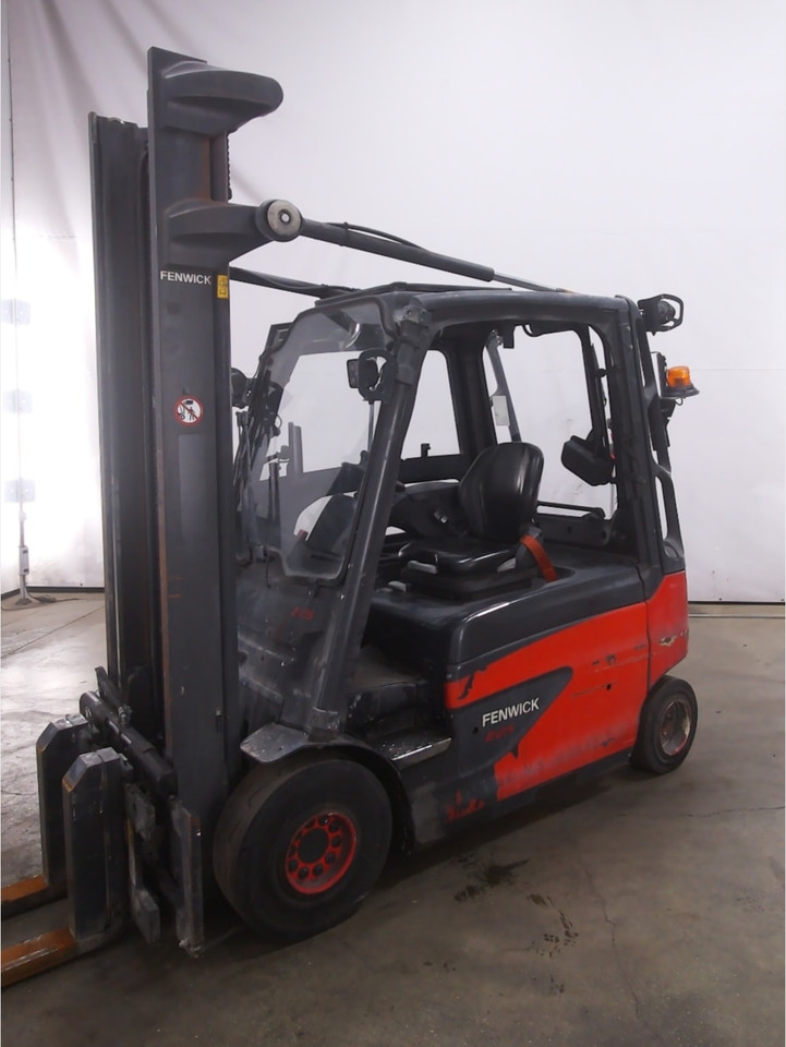 Linde E25L-01 - Elektromos targonca: 1 kép. Linde E25L-01 - Elektromos targonca: 1 kép.