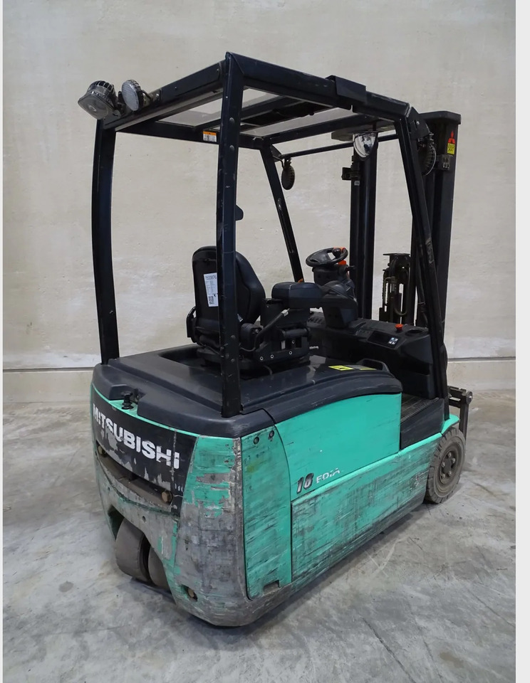 Mitsubishi FB18PNT - Elektromos targonca: 3 kép. Mitsubishi FB18PNT - Elektromos targonca: 3 kép.