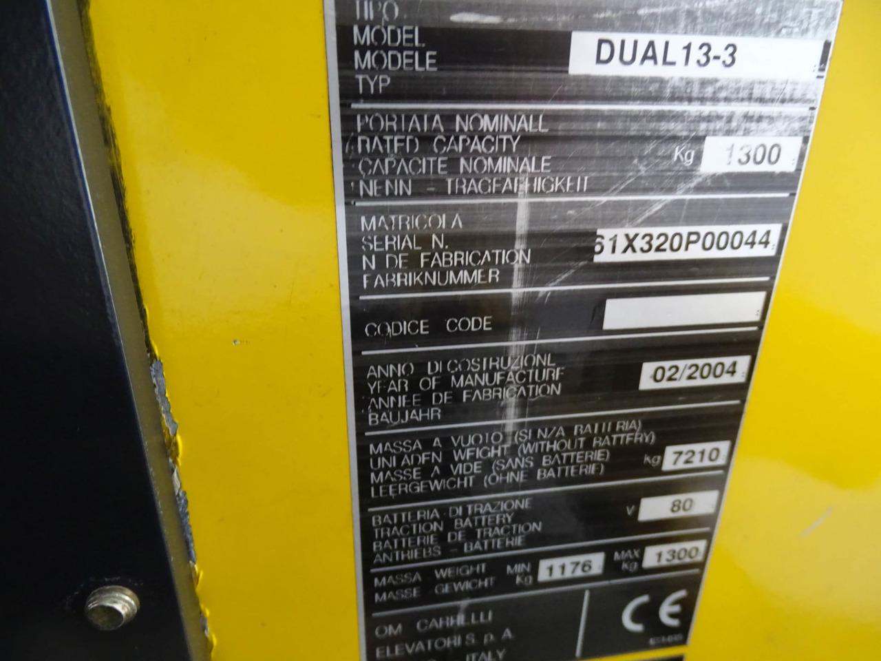 OM Dual13-3 - Komissiózó targoncá: 2 kép. OM Dual13-3 - Komissiózó targoncá: 2 kép.