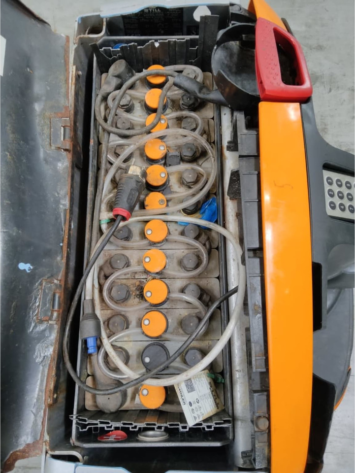 STILL EXU20 - Kézi raklapemelő: 4 kép. STILL EXU20 - Kézi raklapemelő: 4 kép.