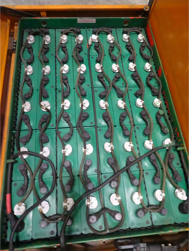 STILL R07-20 - Elektromos vontató: 3 kép. STILL R07-20 - Elektromos vontató: 3 kép.