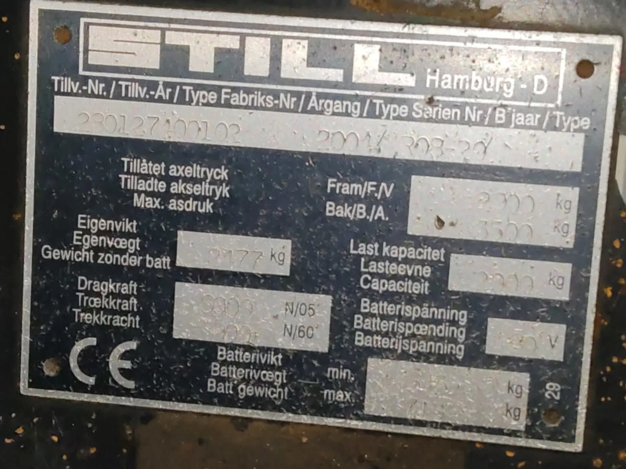 STILL R08-20 - Elektromos vontató: 2 kép. STILL R08-20 - Elektromos vontató: 2 kép.