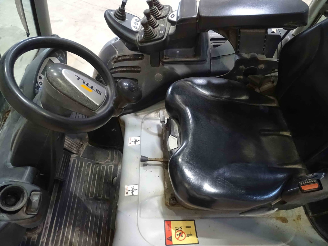 STILL RX20-16P - Elektromos targonca: 3 kép. STILL RX20-16P - Elektromos targonca: 3 kép.