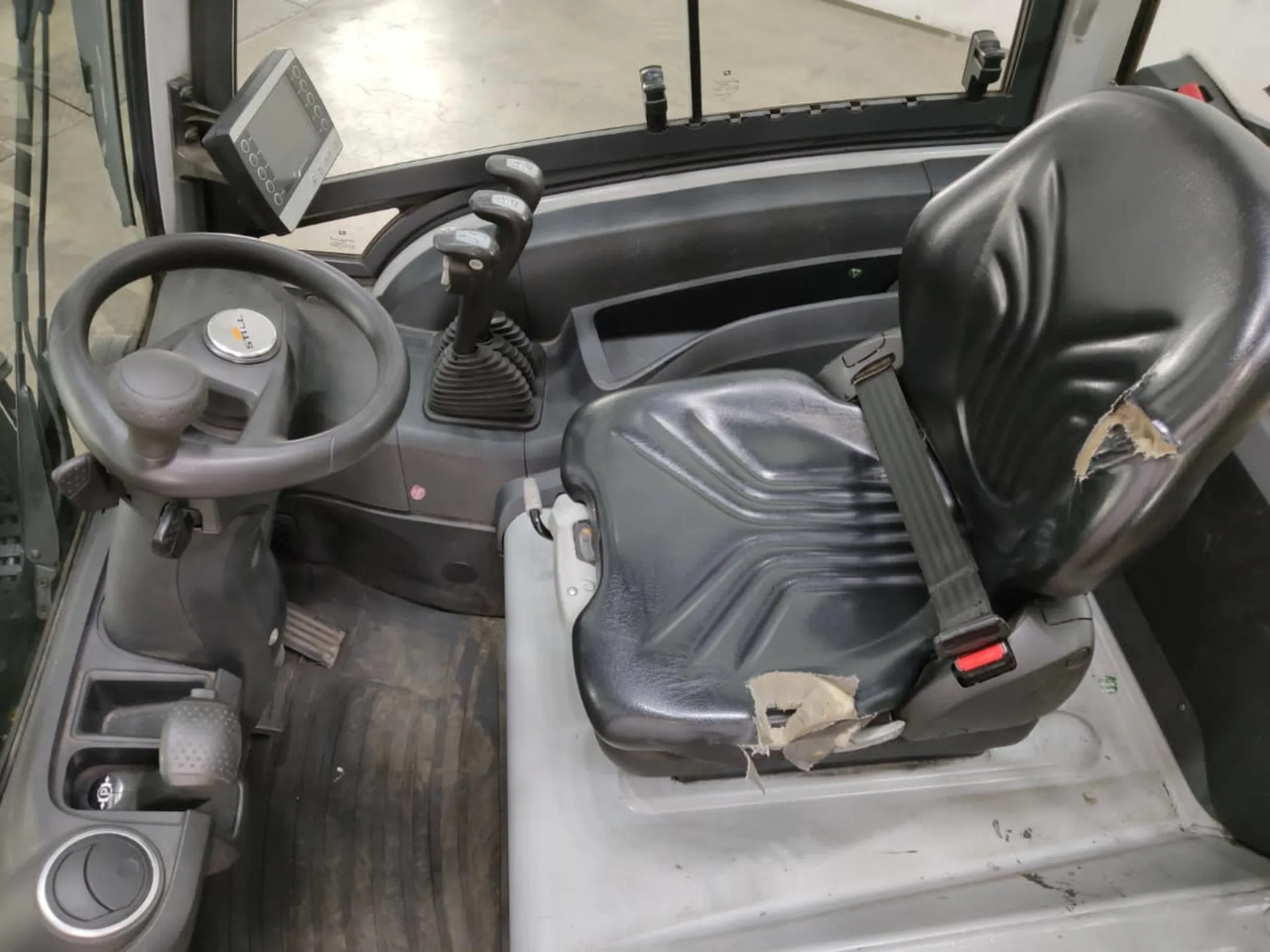 STILL RX20-16P - Elektromos targonca: 3 kép. STILL RX20-16P - Elektromos targonca: 3 kép.