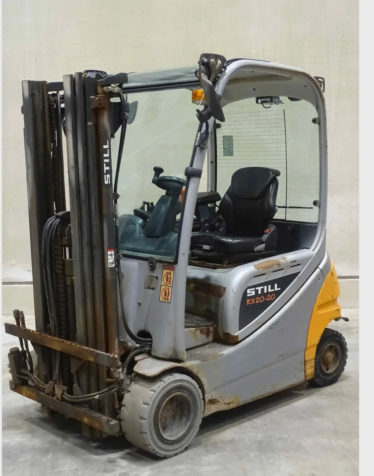 STILL RX20-20P - Elektromos targonca: 1 kép. STILL RX20-20P - Elektromos targonca: 1 kép.