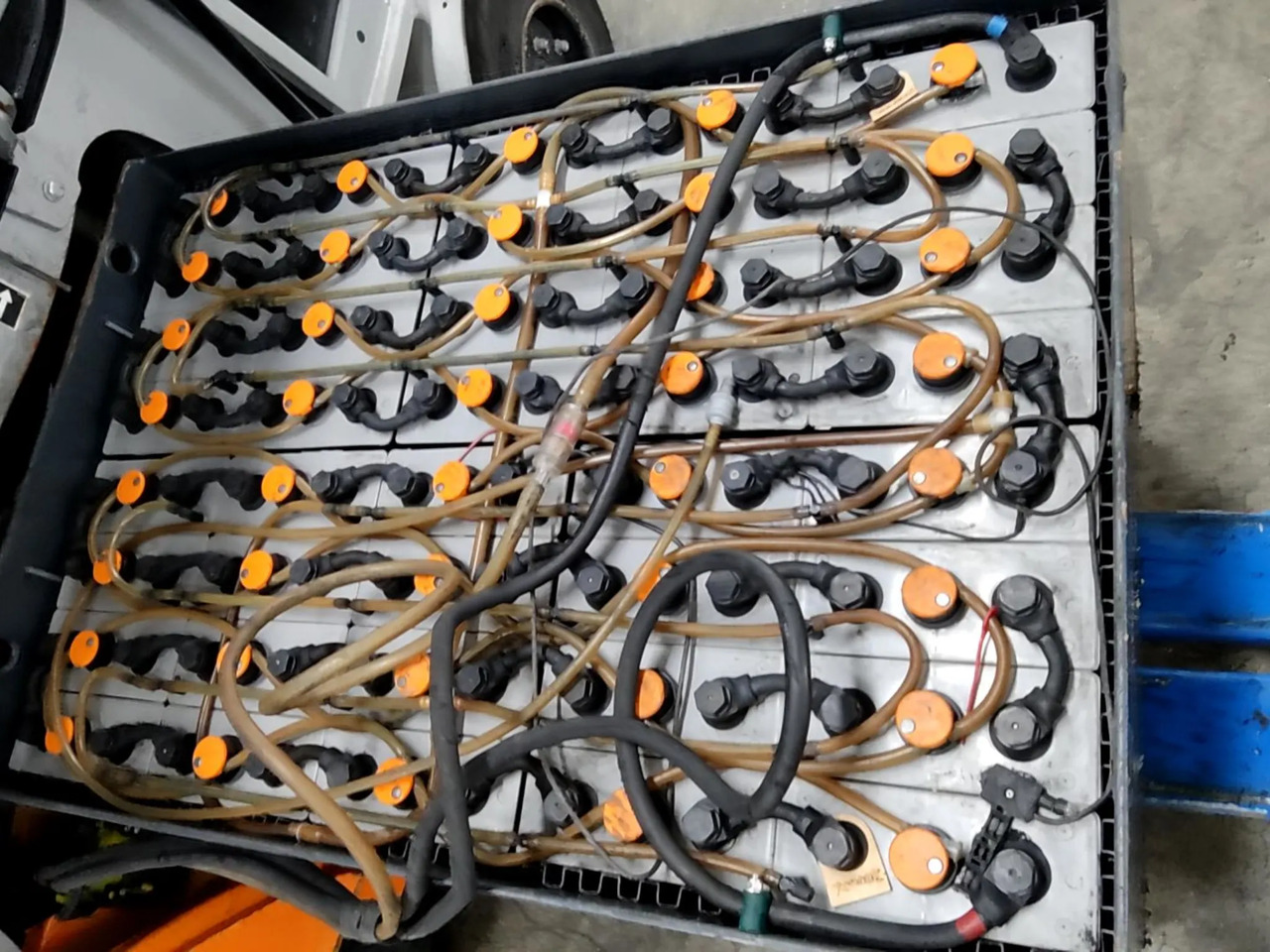 STILL RX60-30 - Elektromos targonca: 4 kép. STILL RX60-30 - Elektromos targonca: 4 kép.