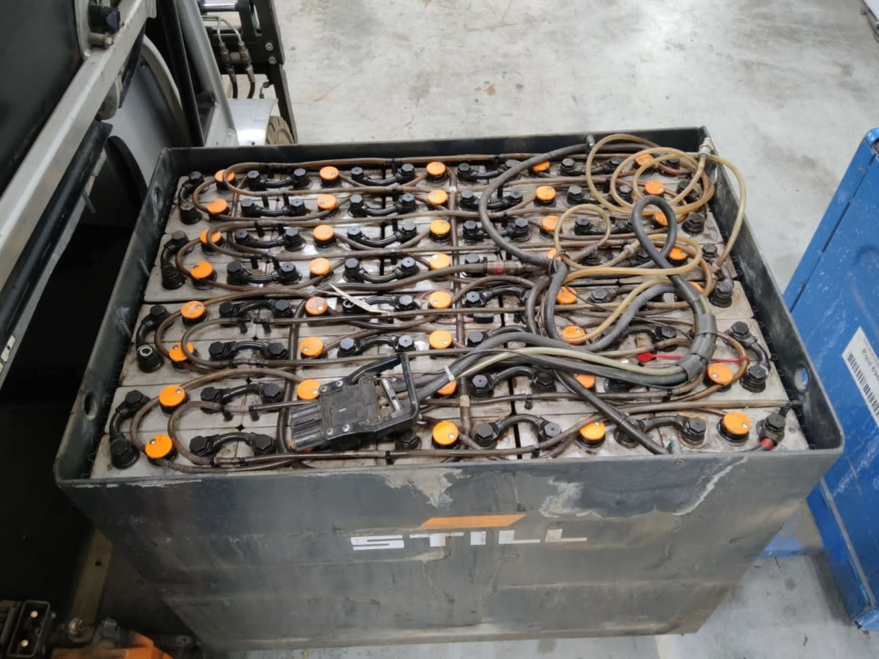 STILL RX60-30 - Elektromos targonca: 4 kép. STILL RX60-30 - Elektromos targonca: 4 kép.