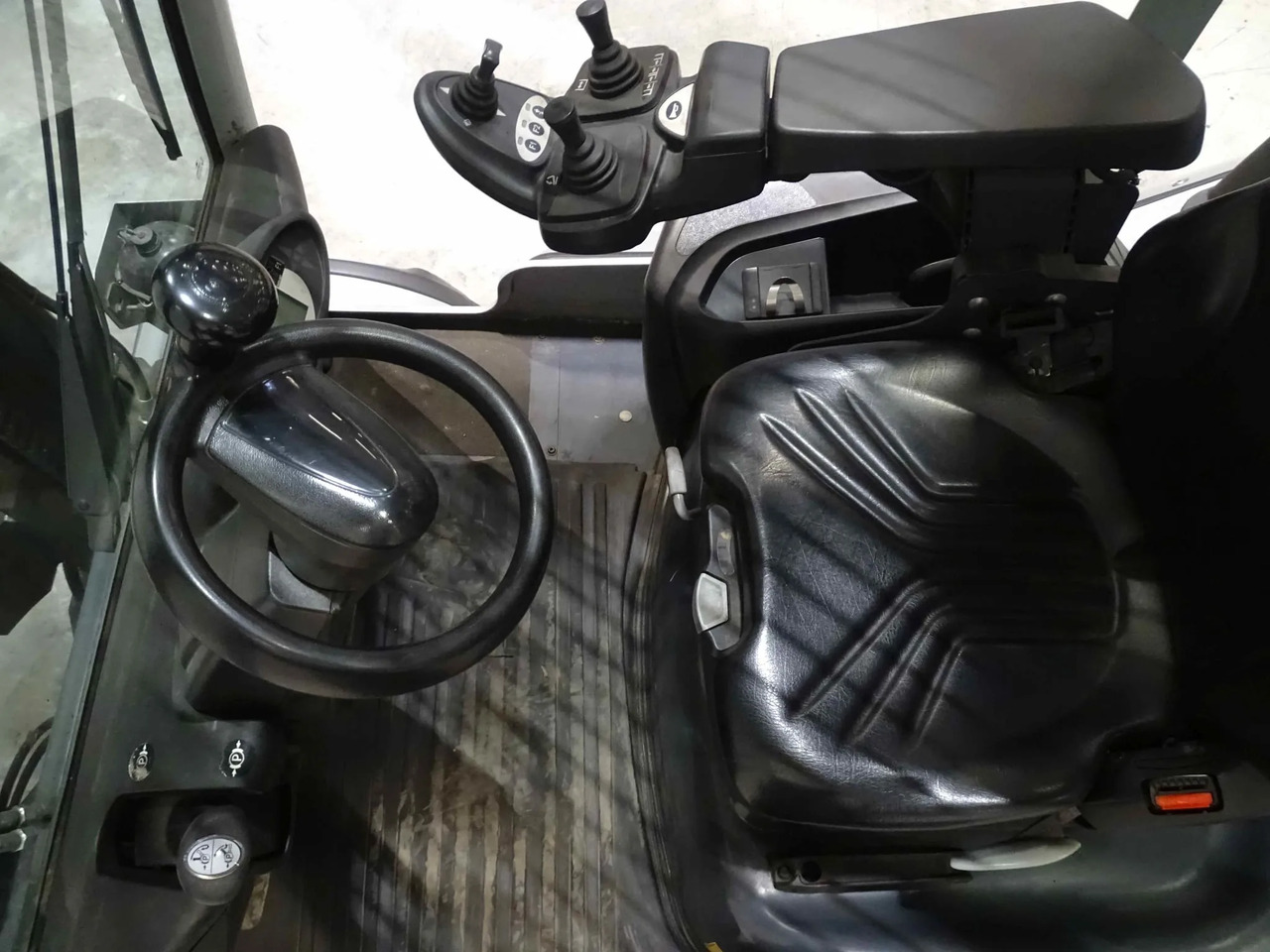 STILL RX70-50T/600 - Dízel targonca: 3 kép. STILL RX70-50T/600 - Dízel targonca: 3 kép.