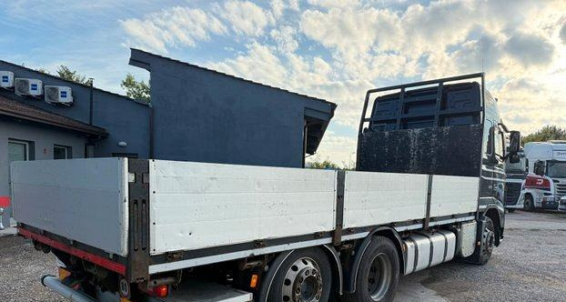 Volvo FH16-600. Euro 5 - Platós teherautó: 4 kép. Volvo FH16-600. Euro 5 - Platós teherautó: 4 kép.