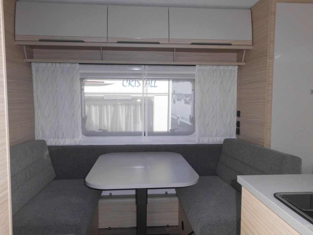 Fendt Bianco Activ 515 SGD 2026 inkl. Extras - Lakókocsi: 5 kép. Fendt Bianco Activ 515 SGD 2026 inkl. Extras - Lakókocsi: 5 kép.