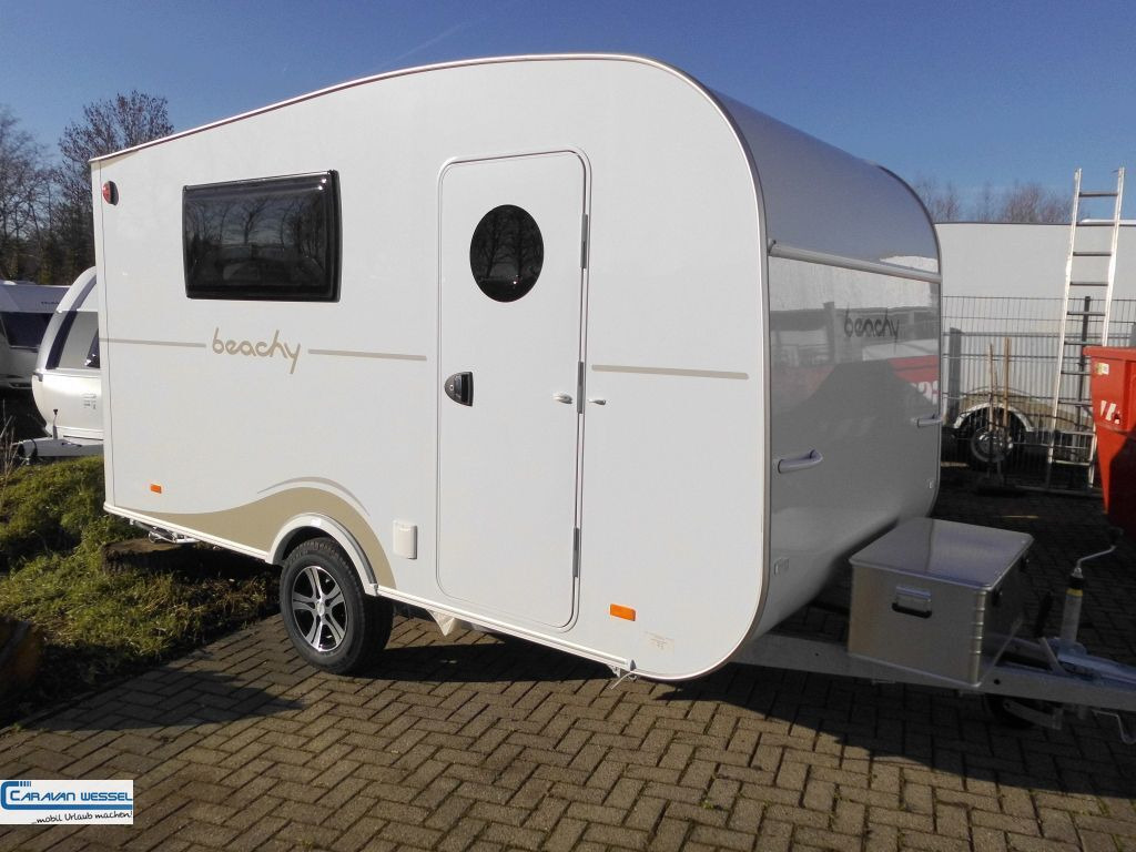 Hobby Beachy 420 2023 Alufelgen, Staukasten Hobby Beachy 420 Alu,Staukasten, Toilette, Sonnensegel - Lakókocsi: 1 kép. Hobby Beachy 420 2023 Alufelgen, Staukasten Hobby Beachy 420 Alu,Staukasten, Toilette, Sonnensegel - Lakókocsi: 1 kép.