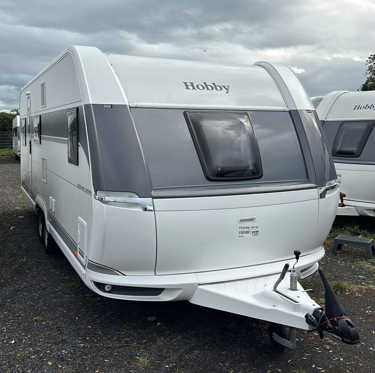 Új Lakókocsi Hobby Excellent Edition 650 KMFe 2.200 KG SOFORT VERFÜ: 1 kép.