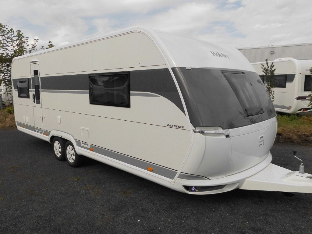 Hobby Prestige 650 UFf 2025 %Lagerabverkauf% - Lakókocsi: 3 kép. Hobby Prestige 650 UFf 2025 %Lagerabverkauf% - Lakókocsi: 3 kép.