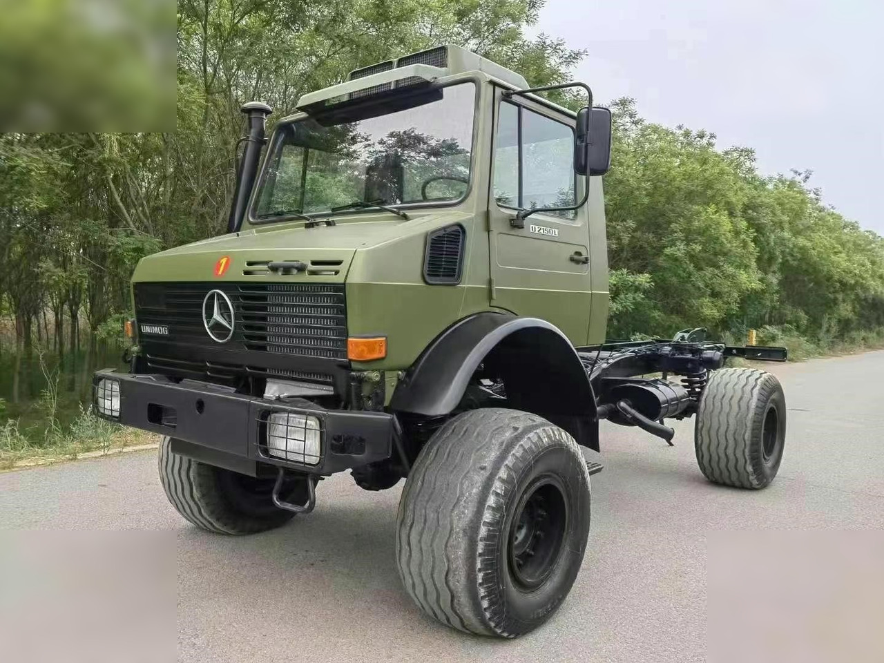 1995 MERCEDES-BENZ UNIMOG 2150 - Alvaz teherautó: 1 kép. 1995 MERCEDES-BENZ UNIMOG 2150 - Alvaz teherautó: 1 kép.