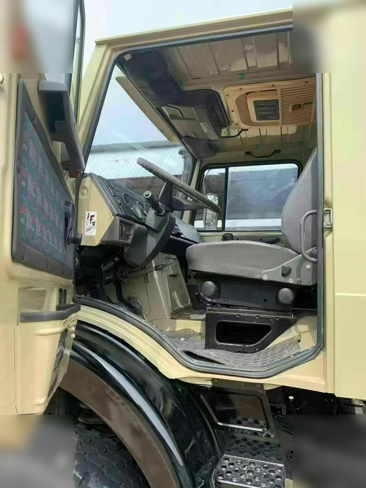 1995 MERCEDES-BENZ UNIMOG 2150 - Alvaz teherautó: 5 kép. 1995 MERCEDES-BENZ UNIMOG 2150 - Alvaz teherautó: 5 kép.